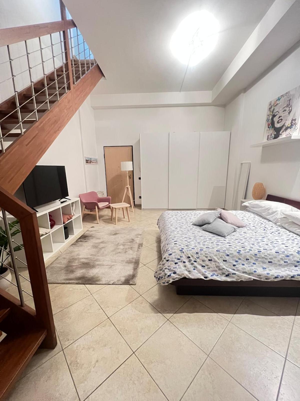 Loft Eur Free Parking Apartamento *